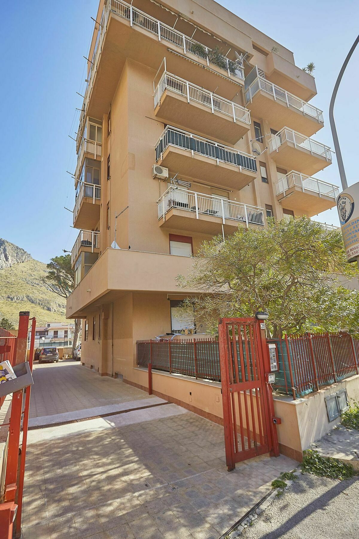 Appartamento Girasole Монделло Экстерьер фото